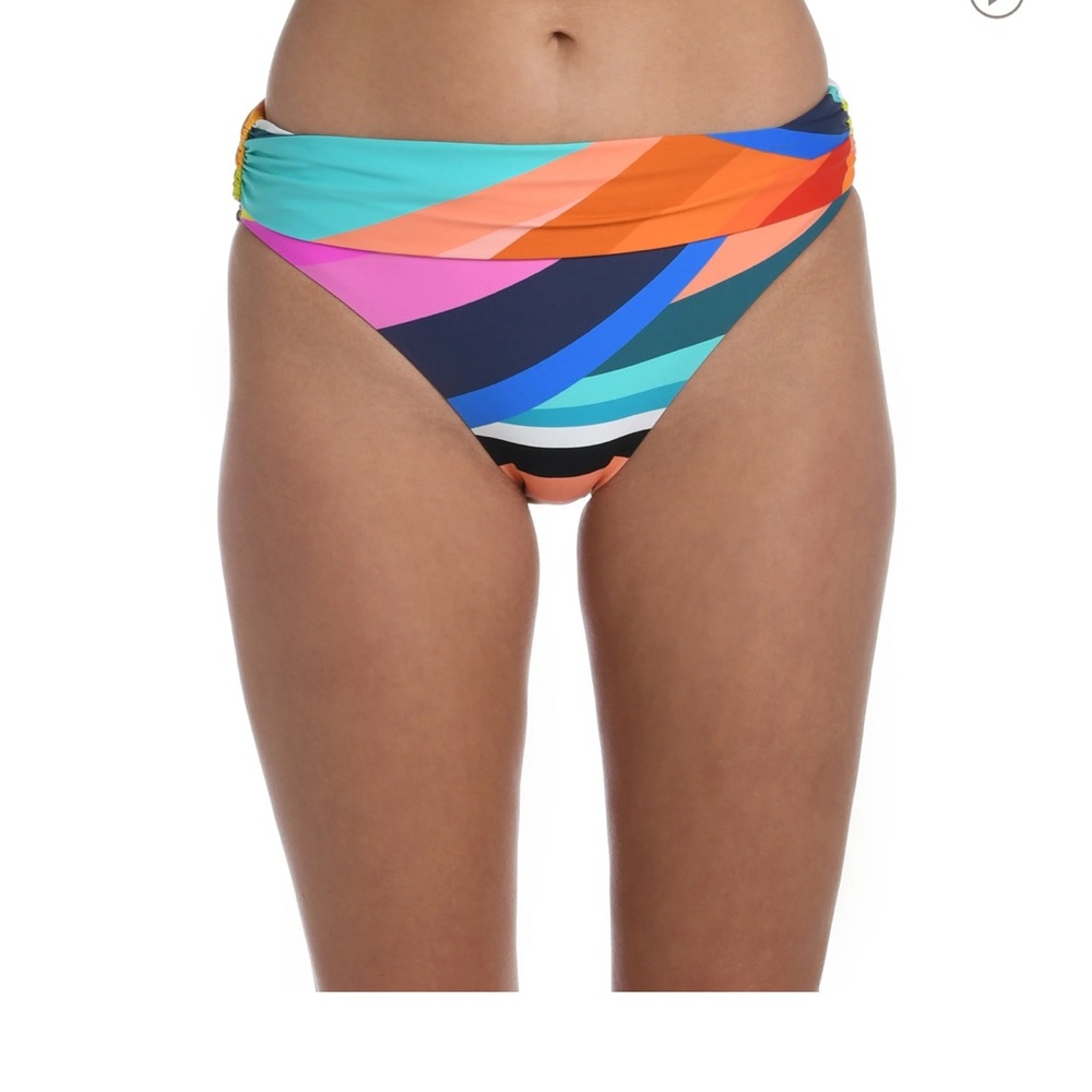 La Blanca shirred band hipster bottom.